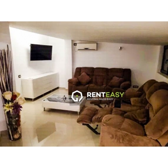 De inchiriat ! Apartament cu trei camere situat in zona Palas